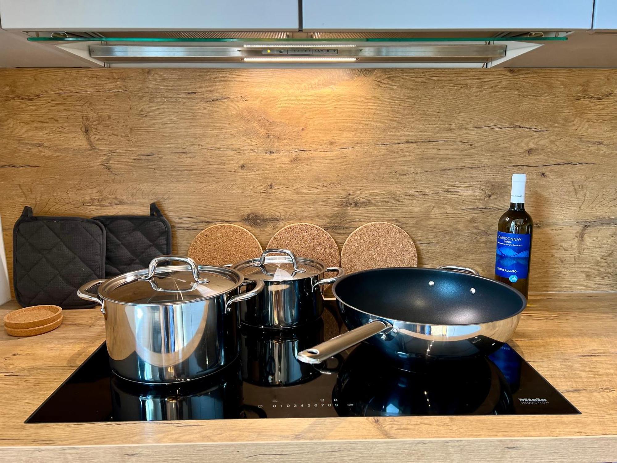 Edler Wohnraum Luxurioeses Studio Im Zentrum Mit Balkon, Kaffeevollautomat, Klima & Parkplatz Zwickau Zewnętrze zdjęcie